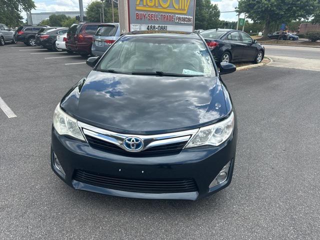 used 2014 Toyota Camry Hybrid car, priced at $9,800