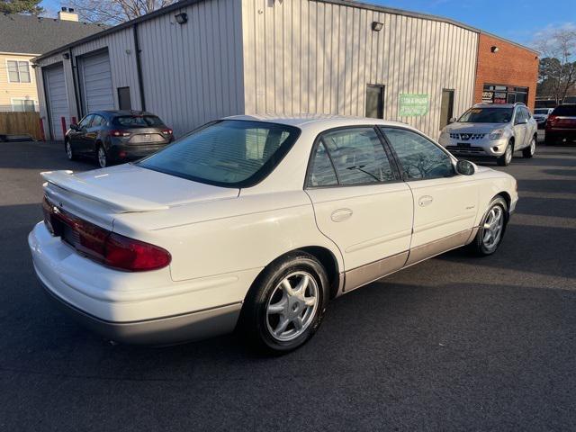 used 2000 Buick Regal car, priced at $5,299