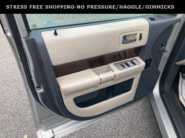 used 2009 Ford Flex car, priced at $5,897