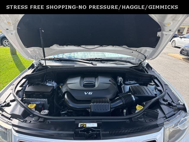 used 2015 Jeep Grand Cherokee car, priced at $9,610