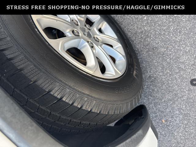 used 2015 Jeep Grand Cherokee car, priced at $9,610