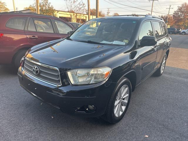 used 2008 Toyota Highlander Hybrid car, priced at $8,400