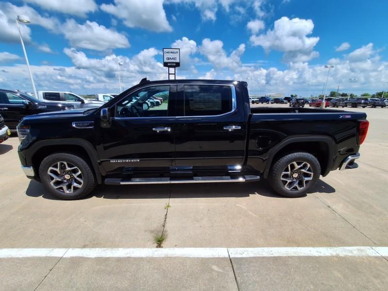 new 2025 GMC Sierra 1500 car, priced at $59,245