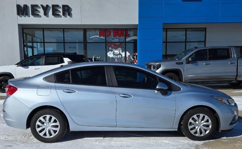 used 2017 Chevrolet Cruze car, priced at $11,495