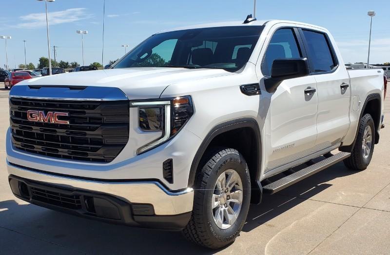 new 2025 GMC Sierra 1500 car, priced at $50,595