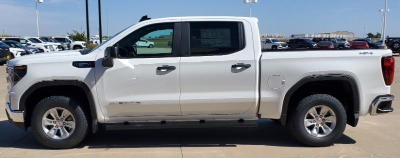 new 2025 GMC Sierra 1500 car, priced at $50,595