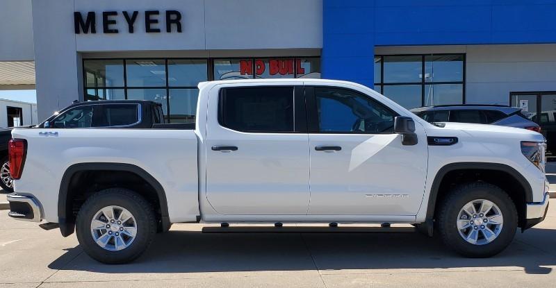 new 2025 GMC Sierra 1500 car, priced at $50,595