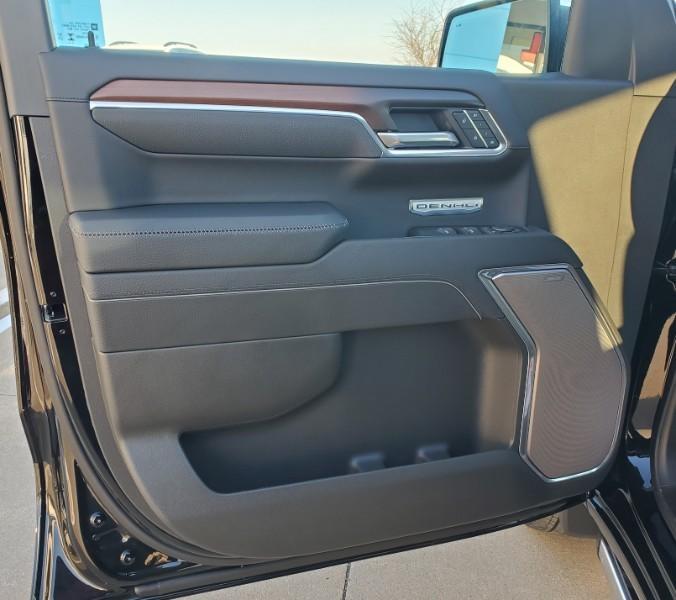 new 2025 GMC Sierra 1500 car, priced at $71,745