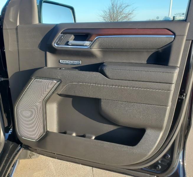 new 2025 GMC Sierra 1500 car, priced at $71,745