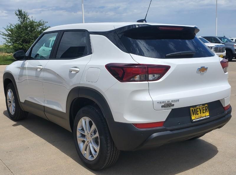 new 2024 Chevrolet TrailBlazer car, priced at $25,180