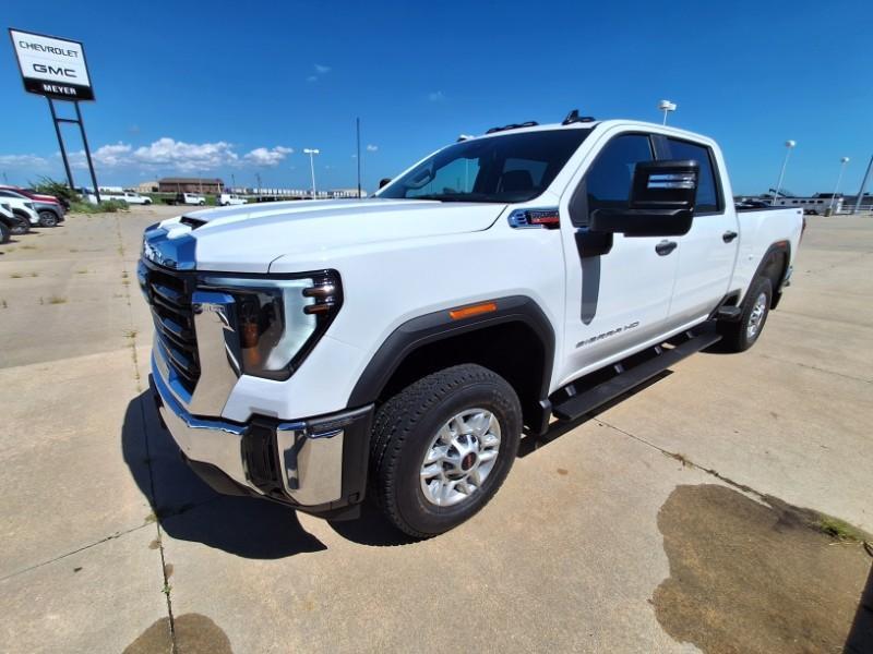 new 2025 GMC Sierra 2500 car, priced at $66,600