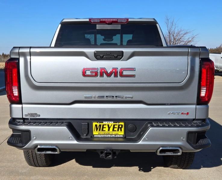 new 2025 GMC Sierra 1500 car, priced at $66,245