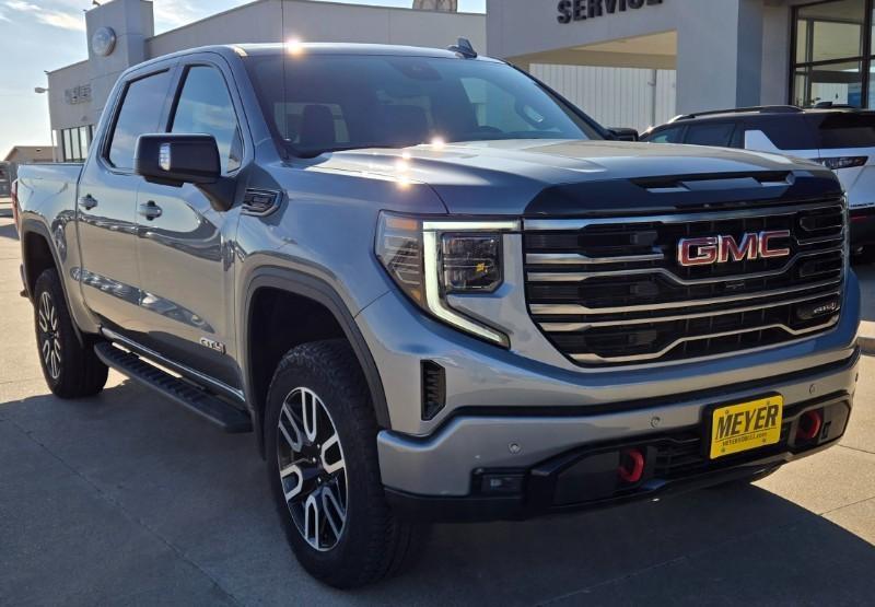 new 2025 GMC Sierra 1500 car, priced at $66,245