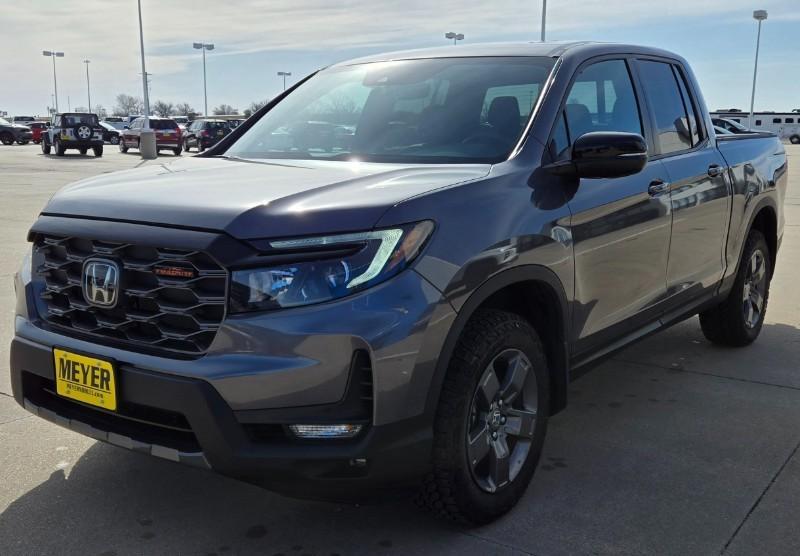 used 2025 Honda Ridgeline car, priced at $39,995