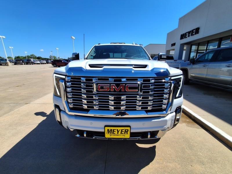 used 2024 GMC Sierra 2500 car, priced at $69,995