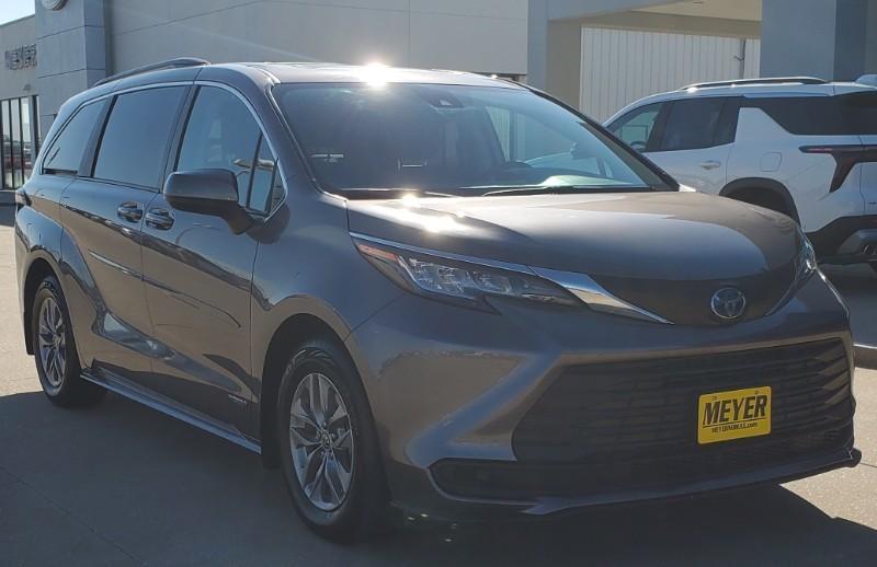 used 2021 Toyota Sienna car, priced at $37,995