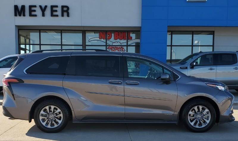 used 2021 Toyota Sienna car, priced at $37,995