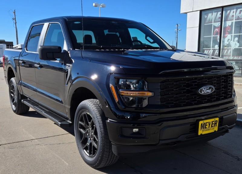 new 2025 Ford F-150 car, priced at $55,905