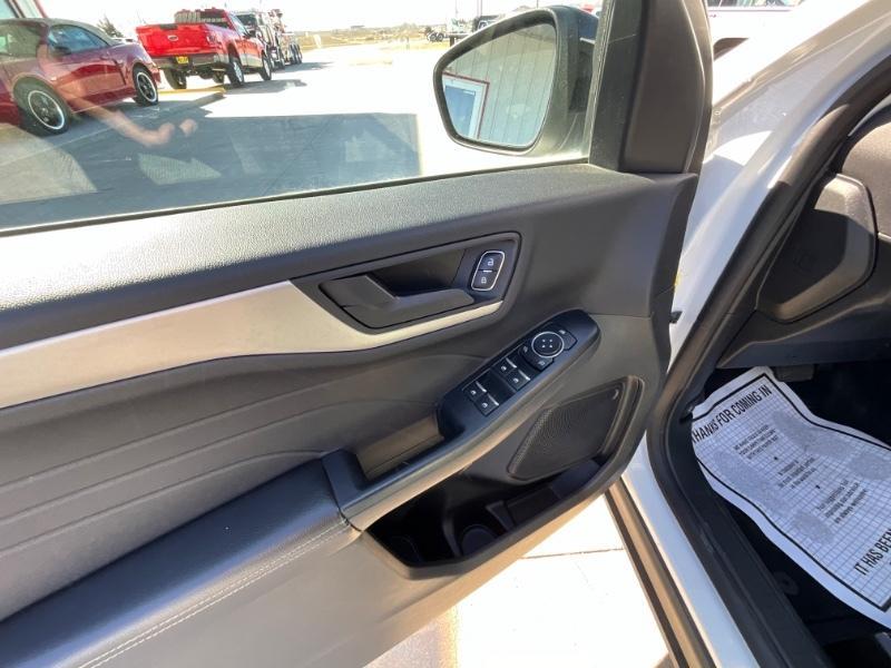 used 2022 Ford Escape car, priced at $19,995