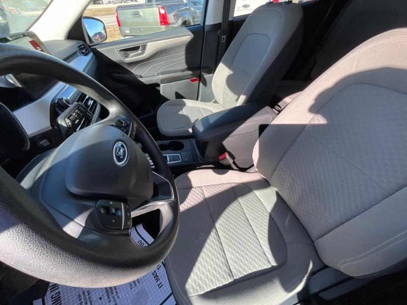 used 2022 Ford Escape car, priced at $19,995
