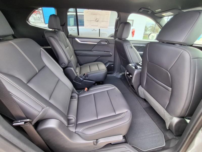 new 2025 GMC Acadia car