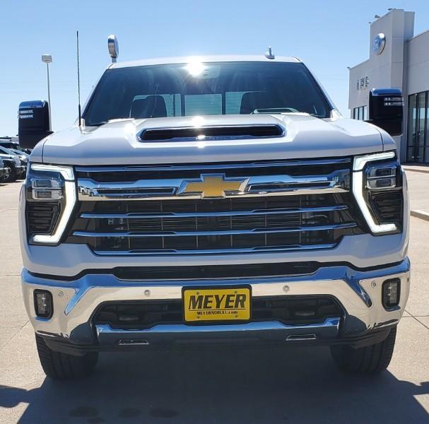 new 2024 Chevrolet Silverado 2500 car, priced at $79,995