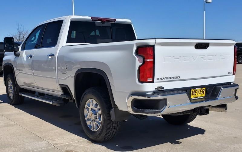 new 2024 Chevrolet Silverado 2500 car, priced at $79,995