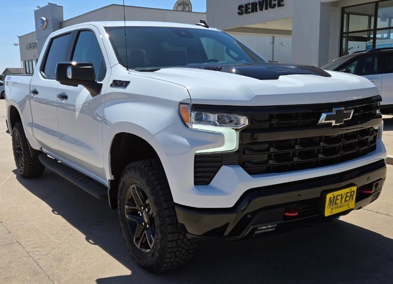 new 2025 Chevrolet Silverado 1500 car, priced at $66,715