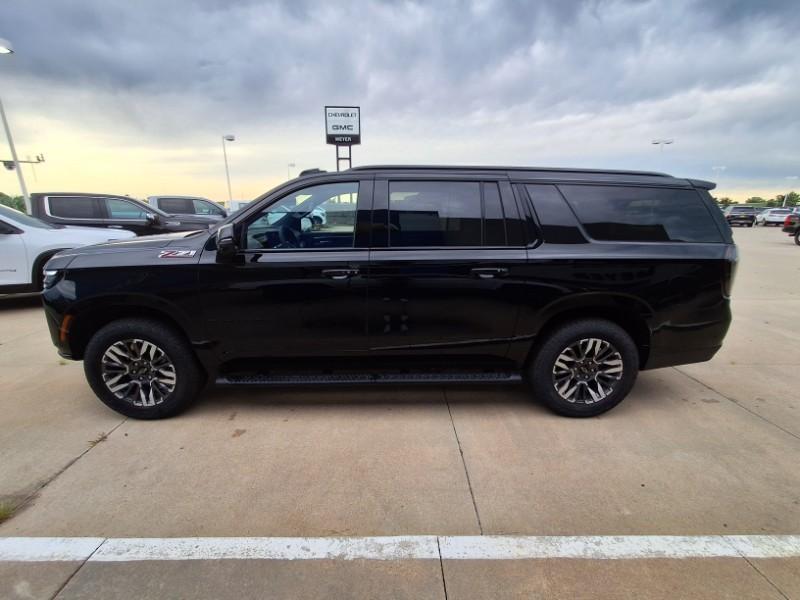 new 2025 Chevrolet Suburban car, priced at $81,495