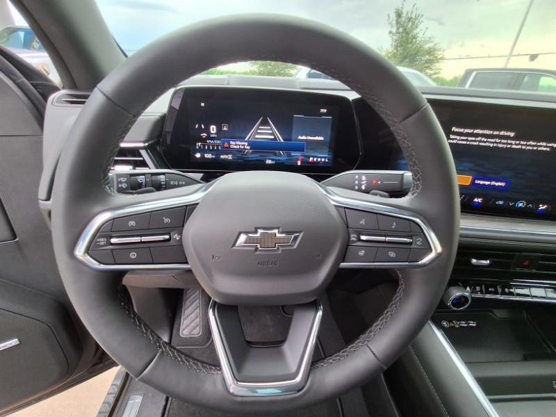 new 2025 Chevrolet Suburban car, priced at $81,495