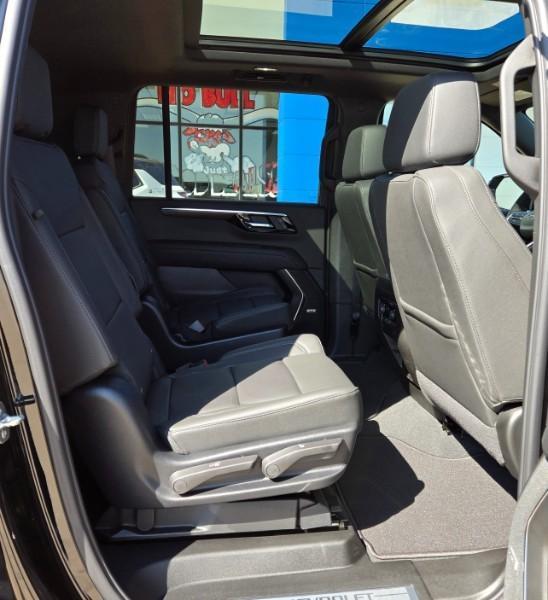 new 2025 Chevrolet Suburban car, priced at $83,930