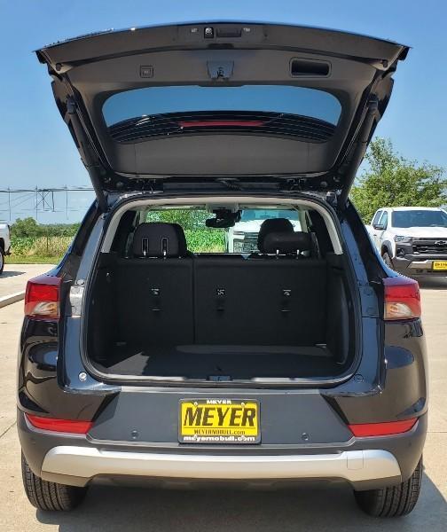 new 2025 Chevrolet TrailBlazer car, priced at $31,570