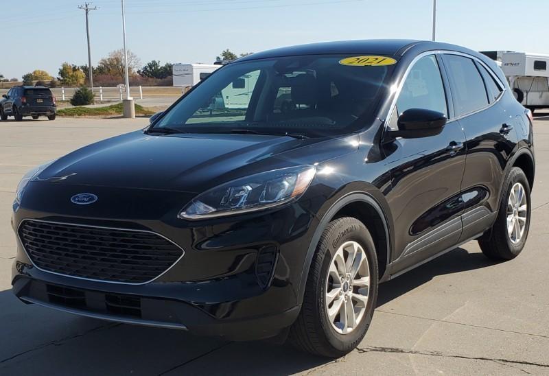 used 2021 Ford Escape car, priced at $21,995