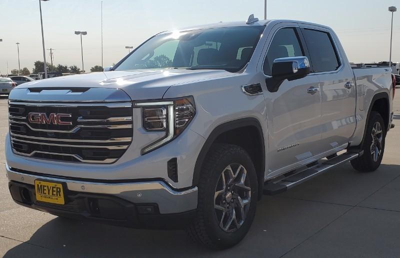 new 2025 GMC Sierra 1500 car, priced at $62,995