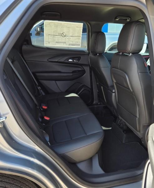 new 2025 Chevrolet TrailBlazer car, priced at $30,585