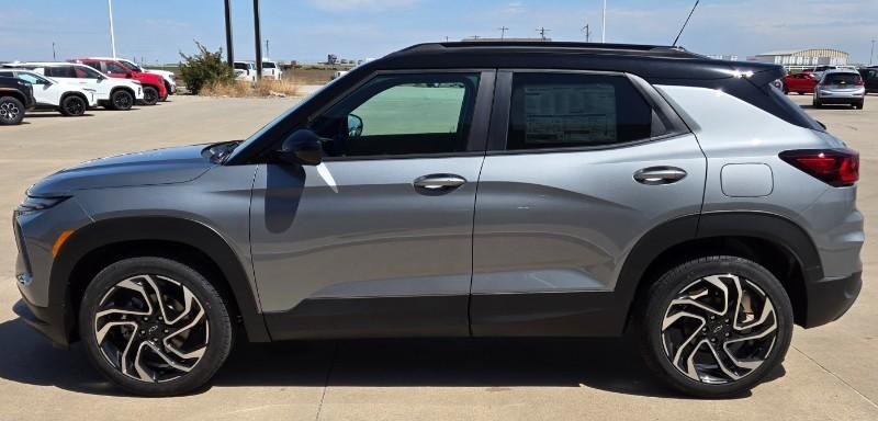 new 2025 Chevrolet TrailBlazer car, priced at $30,585