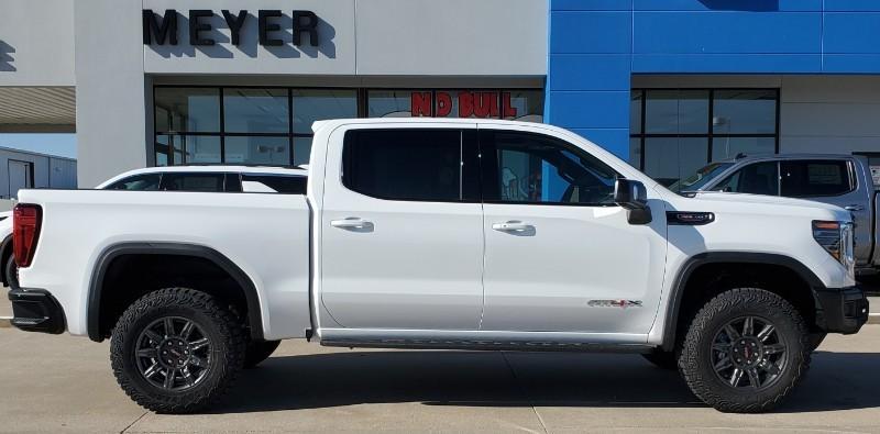 new 2025 GMC Sierra 1500 car, priced at $79,495