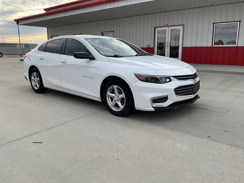 used 2017 Chevrolet Malibu car, priced at $13,995