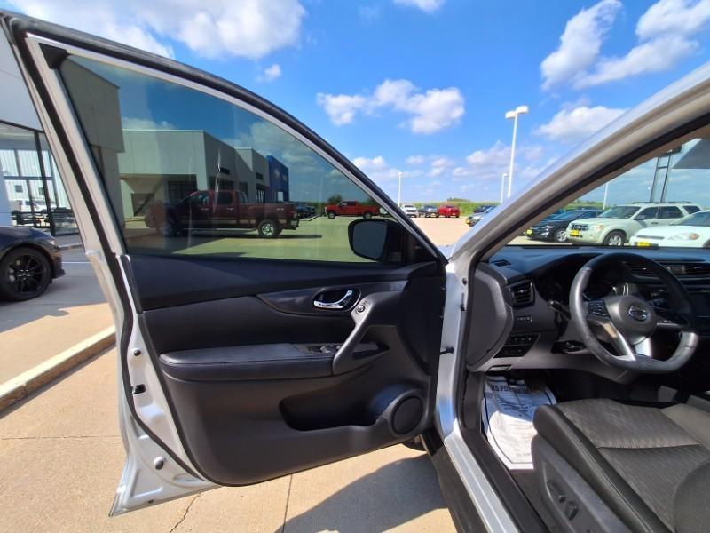 used 2020 Nissan Rogue car, priced at $14,995