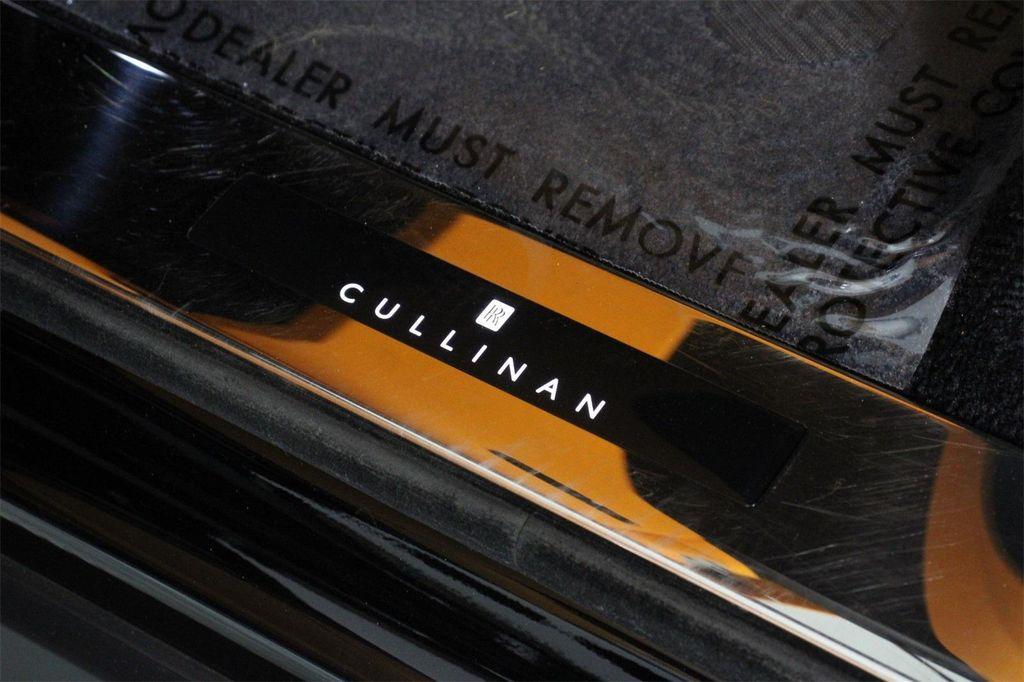 used 2024 Rolls-Royce Cullinan car, priced at $368,688
