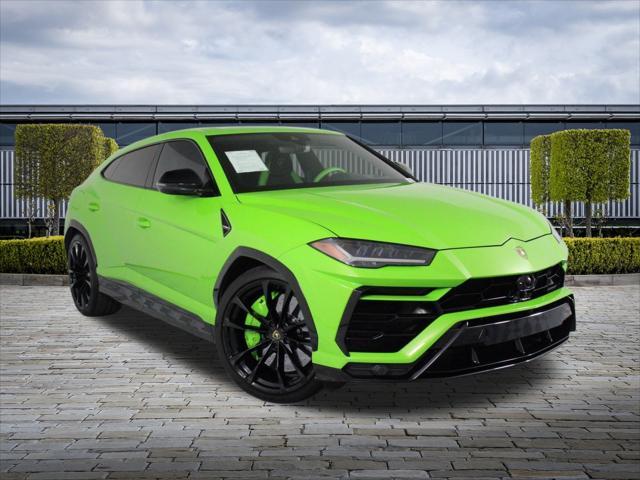 used 2022 Lamborghini Urus car, priced at $219,988