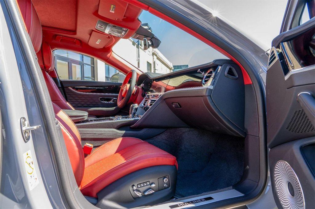 new 2025 Bentley Flying Spur car, priced at $318,920