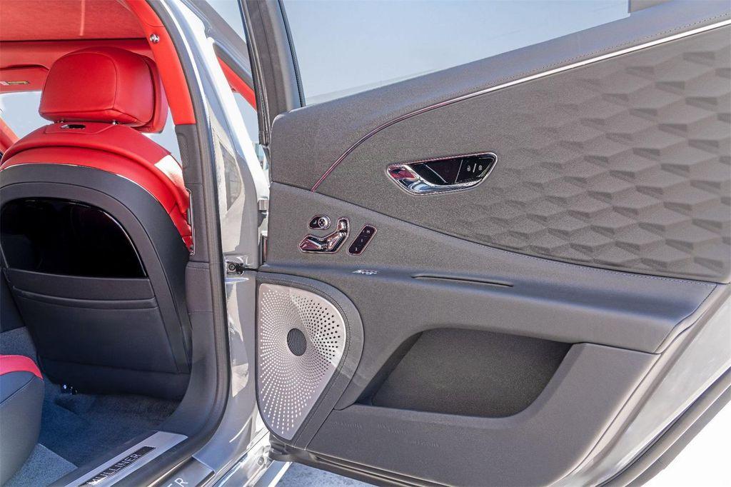 new 2025 Bentley Flying Spur car, priced at $318,920