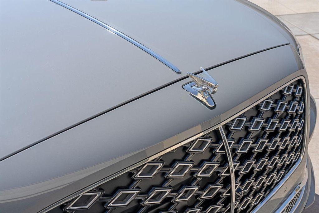 new 2025 Bentley Flying Spur car, priced at $318,920