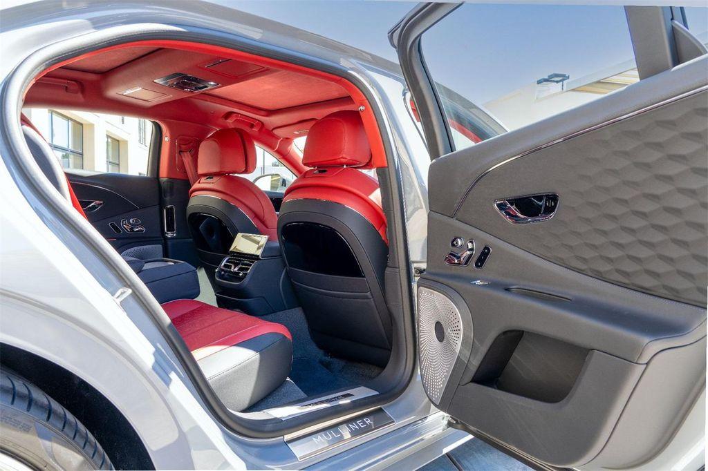 new 2025 Bentley Flying Spur car, priced at $318,920