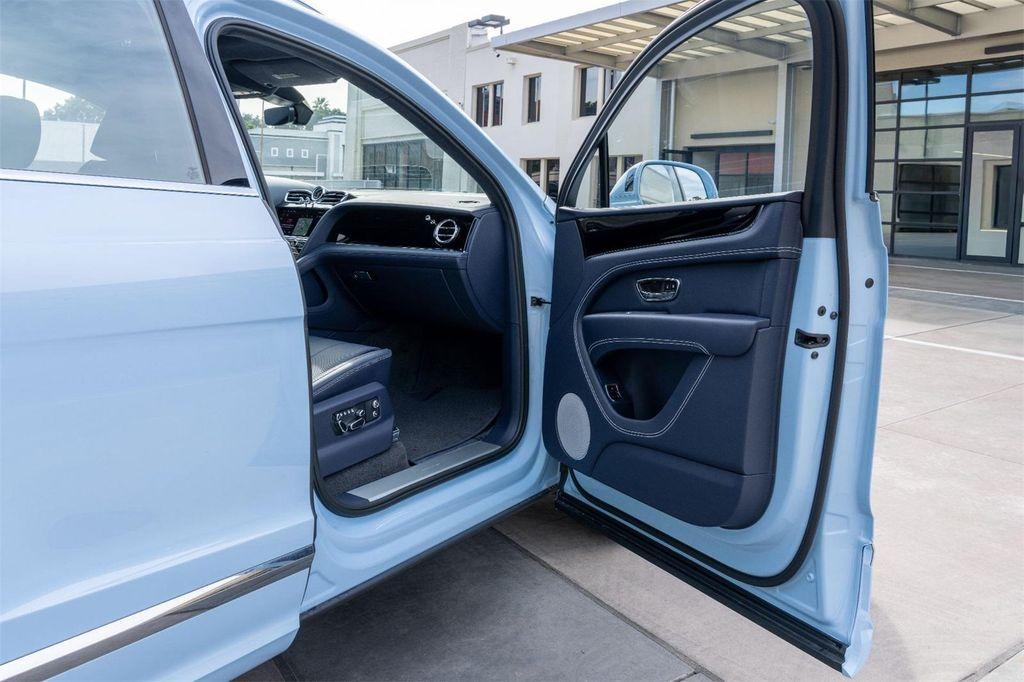 new 2025 Bentley Bentayga car, priced at $238,965
