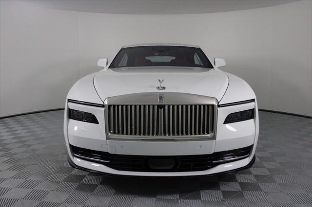 new 2025 Rolls-Royce Spectre car, priced at $497,725