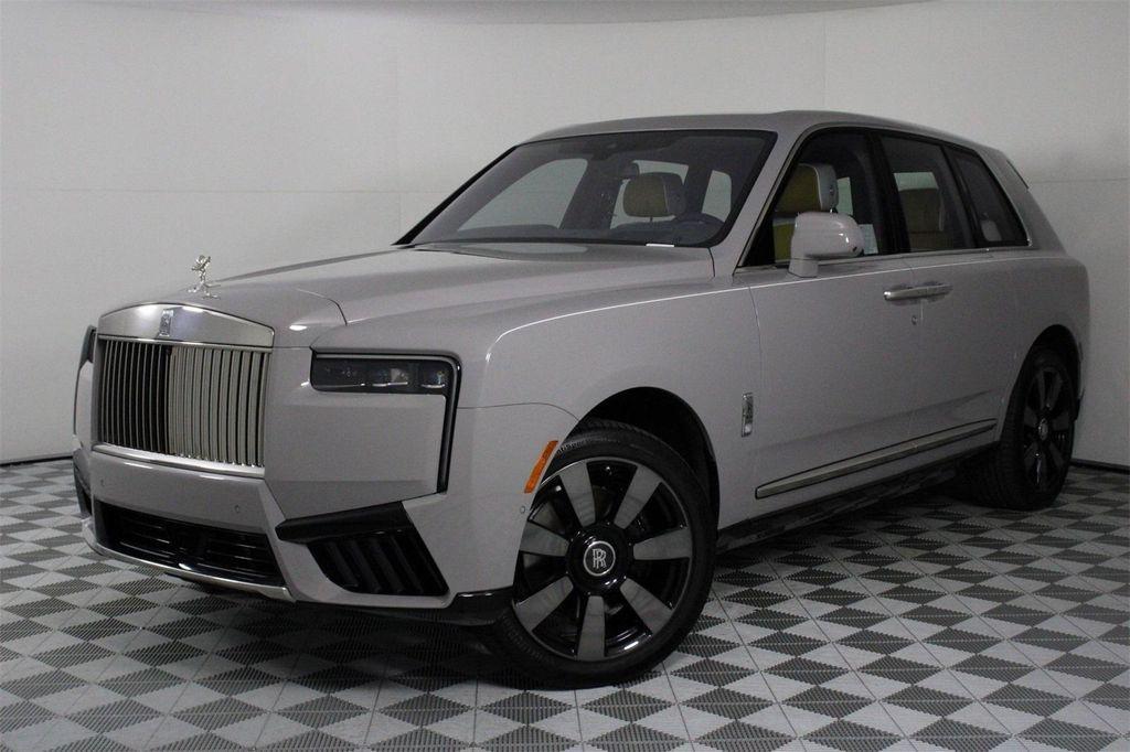 new 2025 Rolls-Royce Cullinan car, priced at $533,900