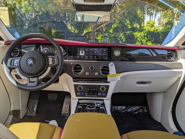 new 2024 Rolls-Royce Spectre car, priced at $553,025