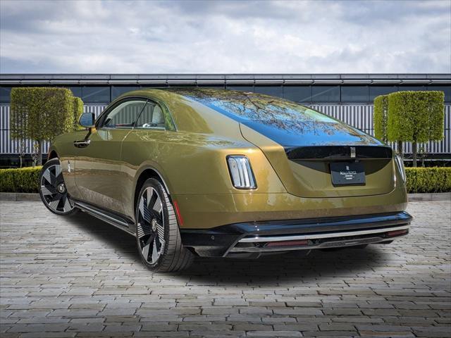 new 2024 Rolls-Royce Spectre car, priced at $553,025